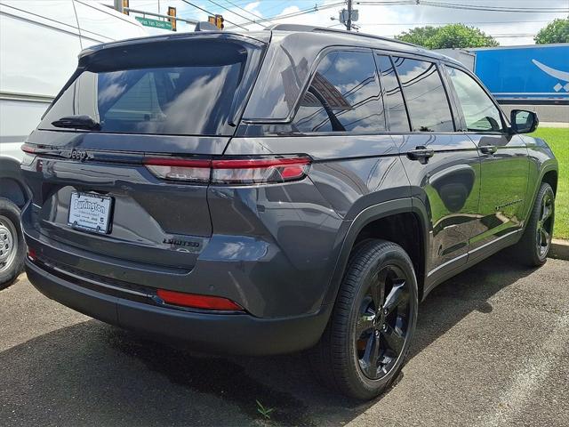 new 2025 Jeep Grand Cherokee car