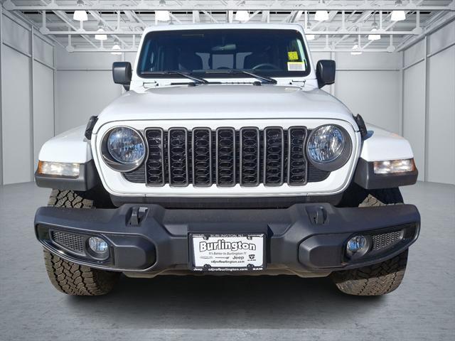 new 2025 Jeep Gladiator car, priced at $42,830