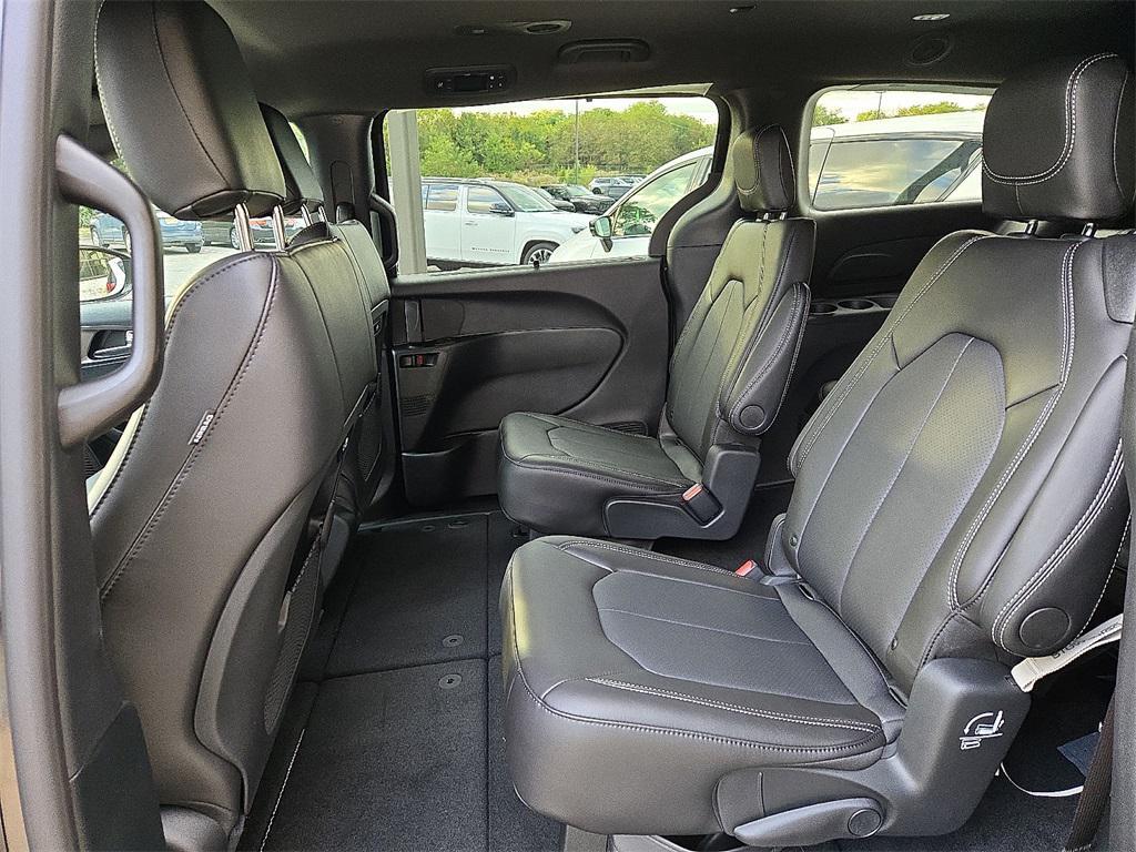 new 2026 Chrysler Pacifica car, priced at $45,740