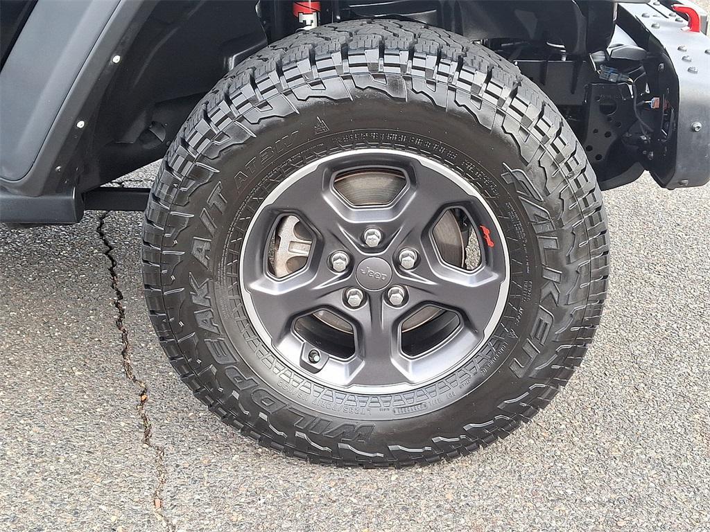 used 2022 Jeep Gladiator car, priced at $37,000