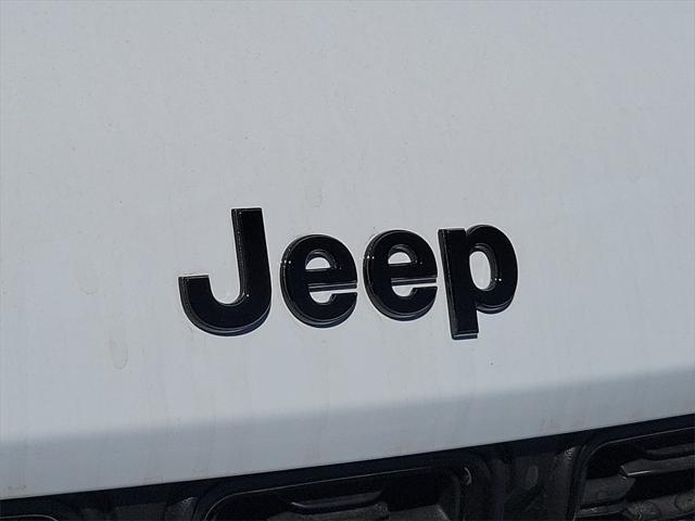 new 2024 Jeep Grand Cherokee L car, priced at $54,425