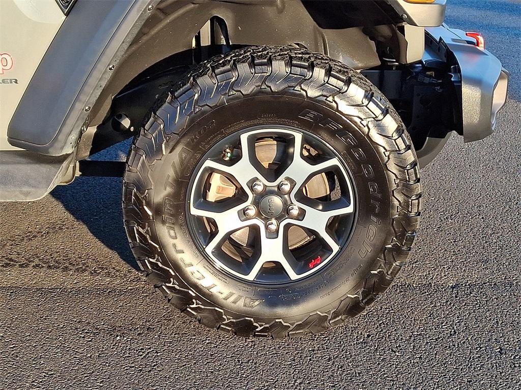 used 2019 Jeep Wrangler car, priced at $27,000