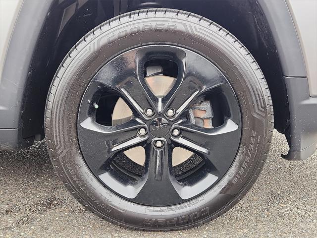 used 2020 Jeep Compass car, priced at $15,000