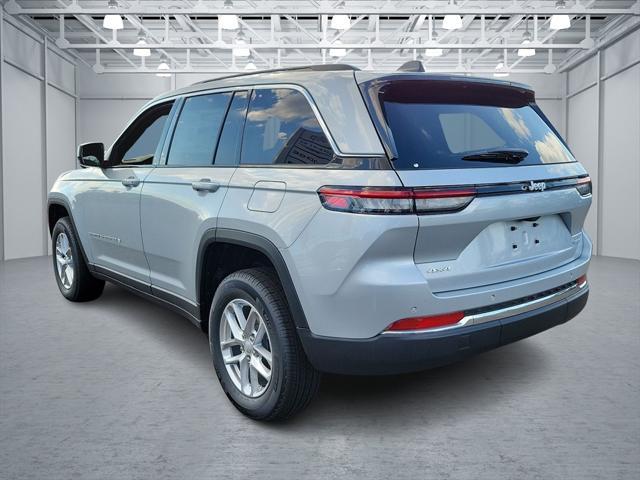 new 2024 Jeep Grand Cherokee car, priced at $43,175