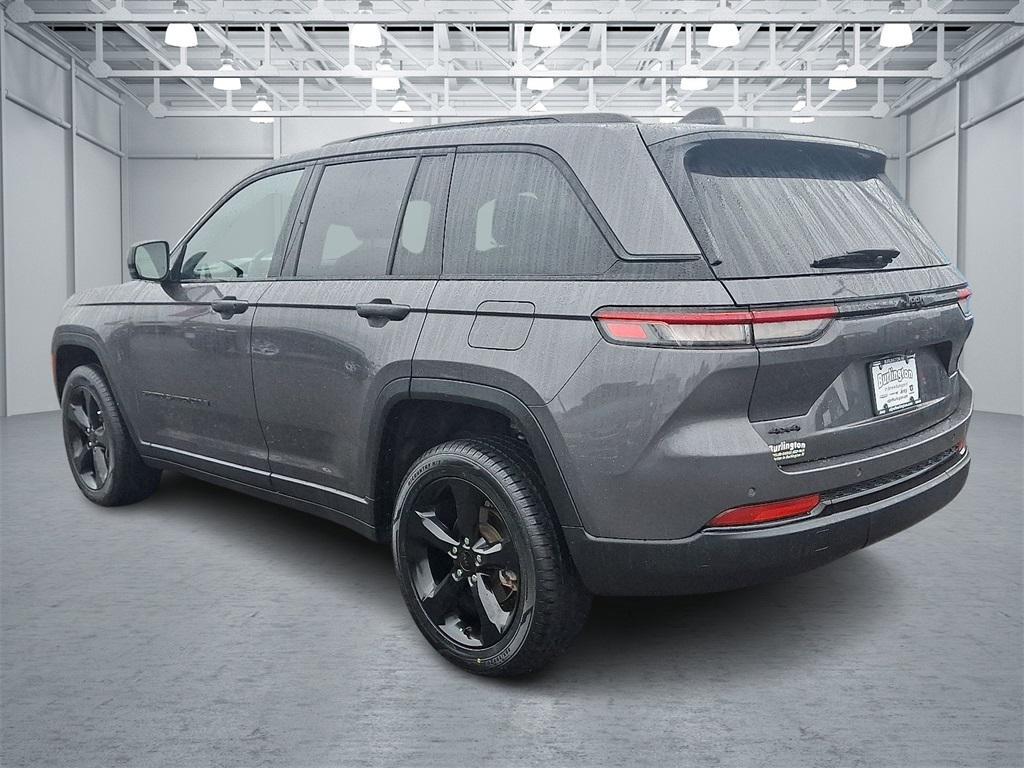 used 2022 Jeep Grand Cherokee car, priced at $31,500