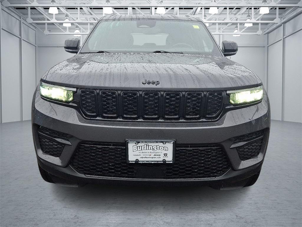 used 2022 Jeep Grand Cherokee car, priced at $31,500