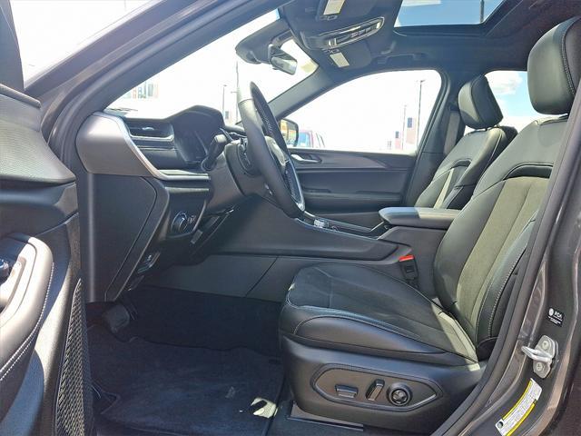 new 2025 Jeep Grand Cherokee car, priced at $46,730