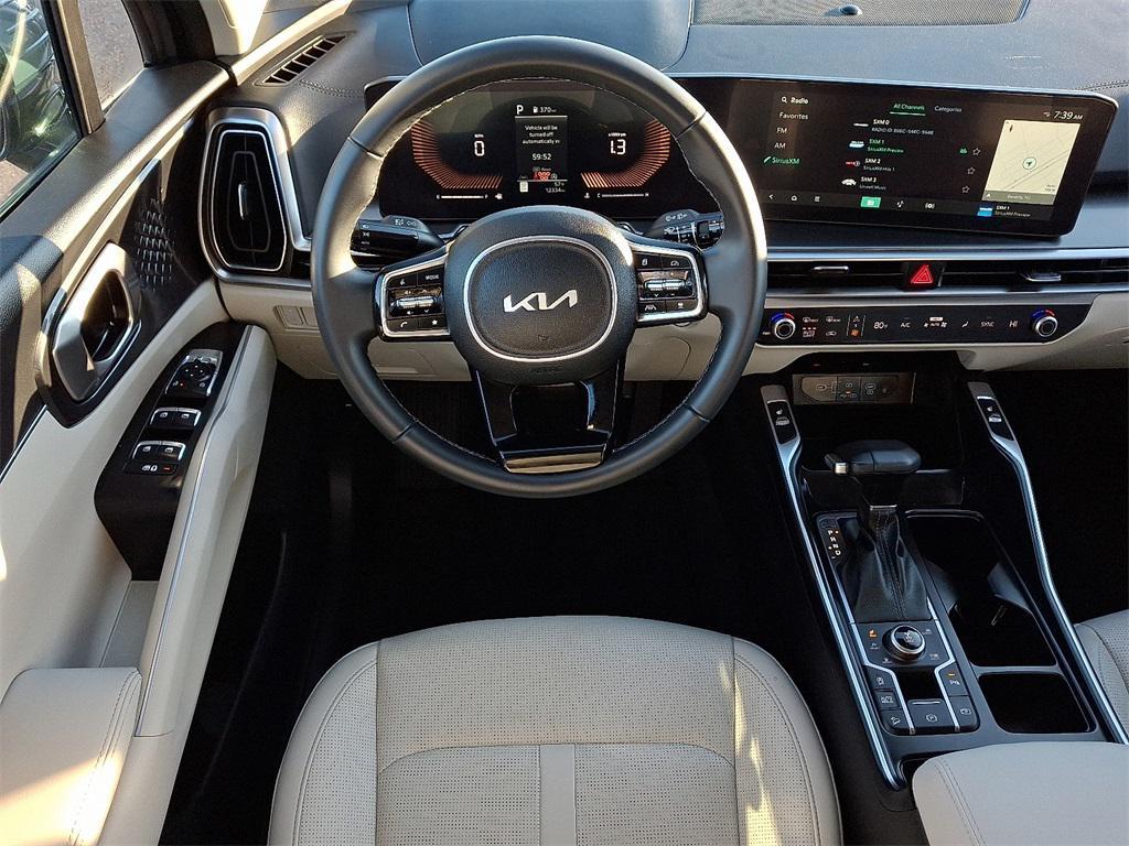 used 2025 Kia Sorento car, priced at $32,500