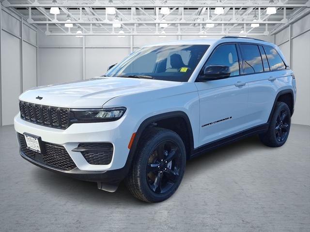 new 2025 Jeep Grand Cherokee car, priced at $47,580