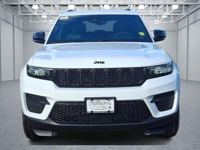 new 2025 Jeep Grand Cherokee car, priced at $47,580