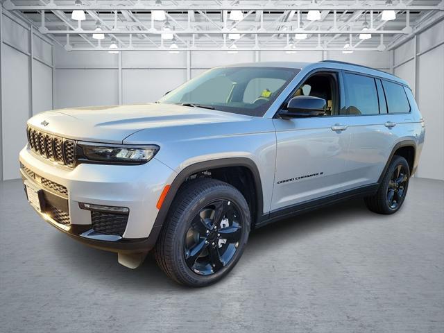 new 2024 Jeep Grand Cherokee L car, priced at $56,015