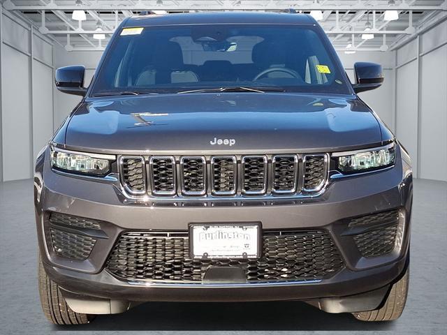 new 2025 Jeep Grand Cherokee car, priced at $43,970