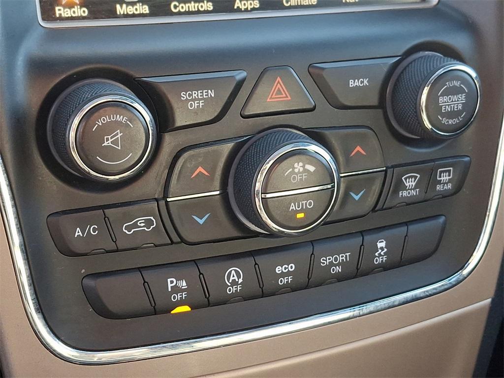used 2017 Jeep Grand Cherokee car, priced at $14,000