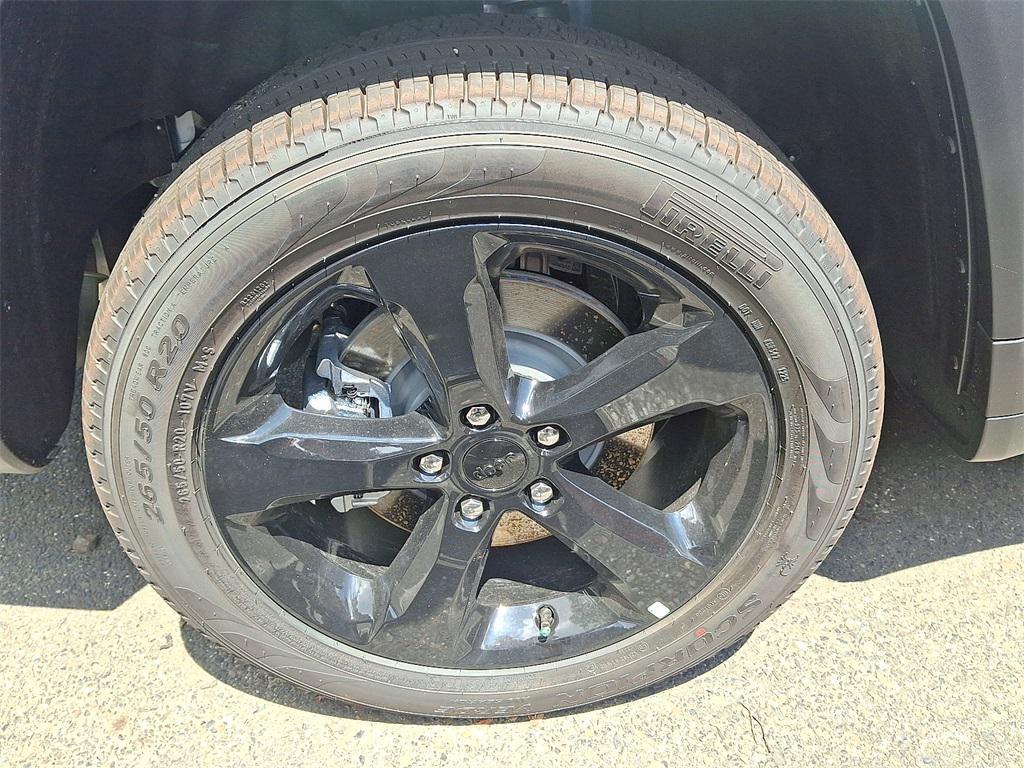 new 2025 Jeep Grand Cherokee L car, priced at $54,835