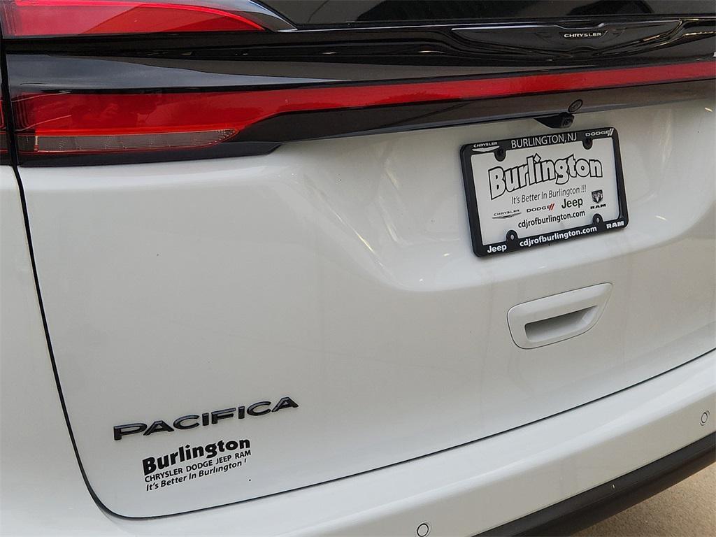 new 2026 Chrysler Pacifica car, priced at $48,280