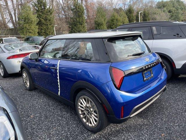 new 2025 MINI Hardtop car, priced at $38,295