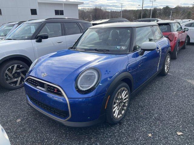 new 2025 MINI Hardtop car, priced at $38,295