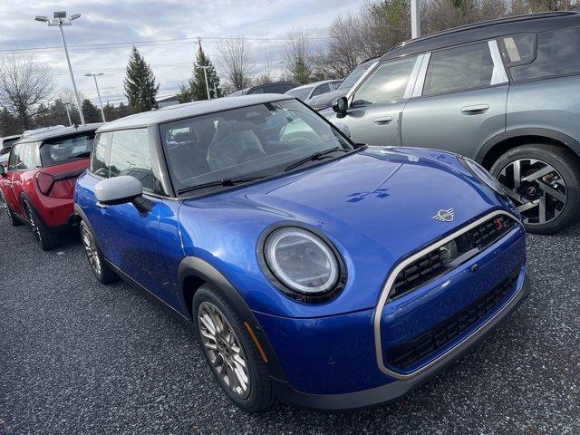 new 2025 MINI Hardtop car, priced at $38,295