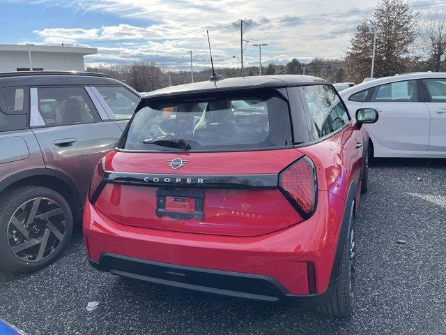 new 2025 MINI Hardtop car, priced at $32,430