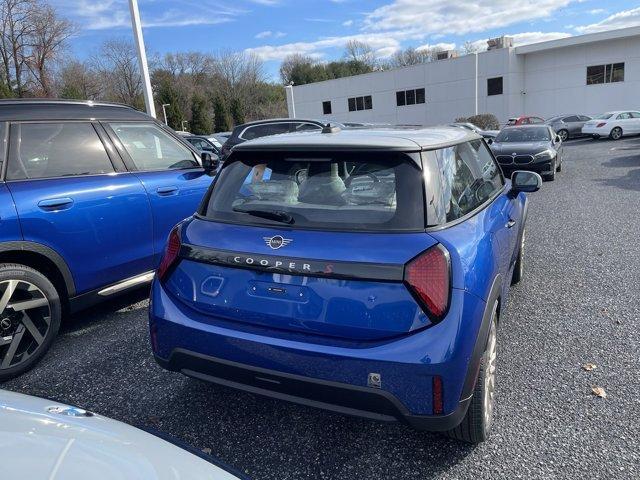 new 2025 MINI Hardtop car, priced at $35,980