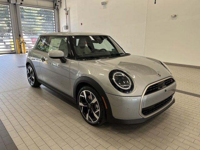 new 2025 MINI Hardtop car, priced at $38,295