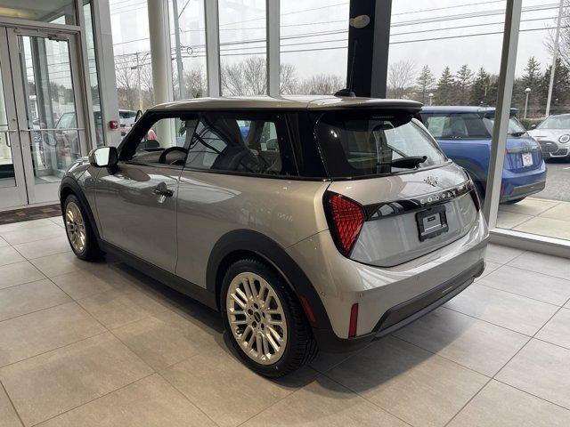 new 2025 MINI Hardtop car, priced at $38,605