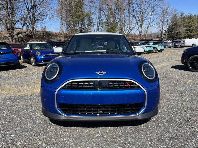 new 2025 MINI Hardtop car, priced at $35,980