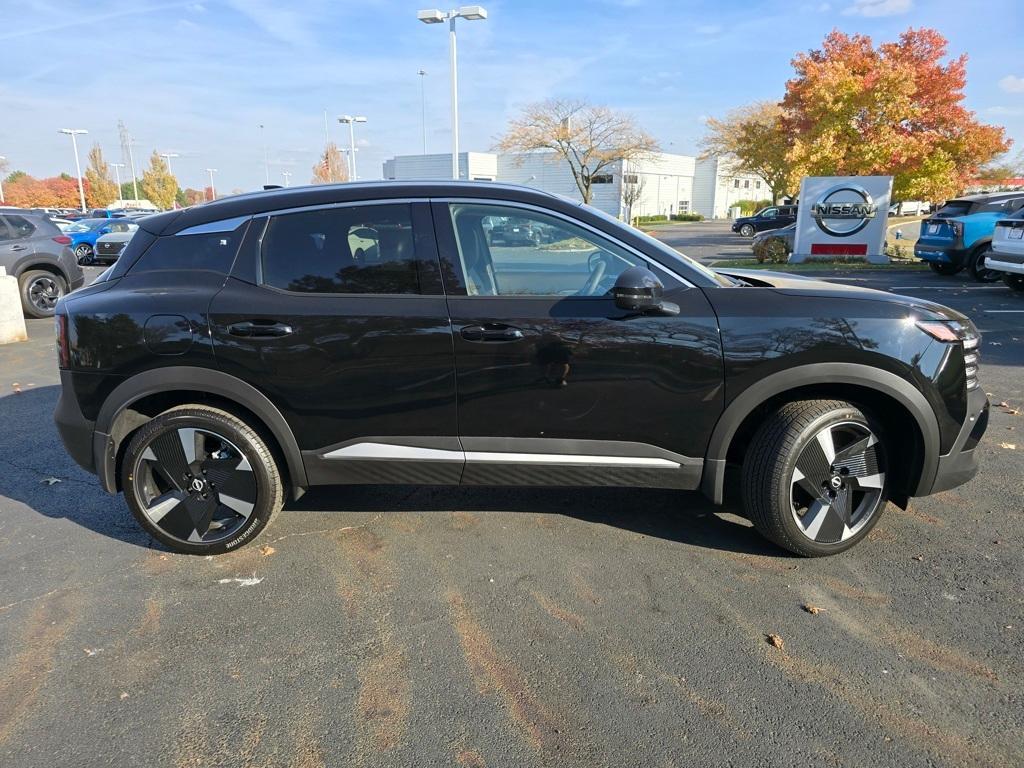 new 2025 Nissan Kicks car, priced at $29,204