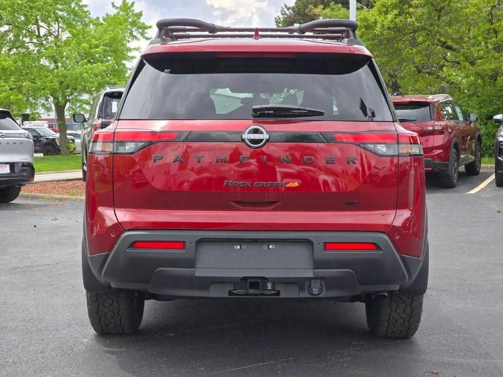 new 2025 Nissan Pathfinder car, priced at $44,839