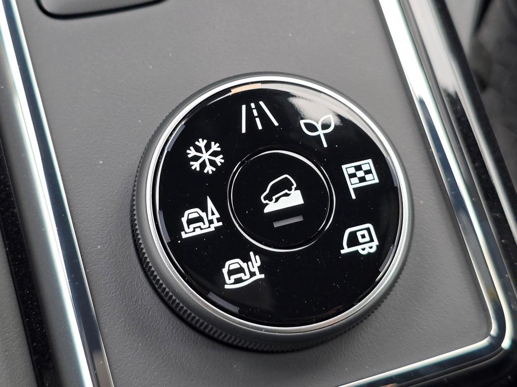 new 2025 Nissan Pathfinder car, priced at $44,019
