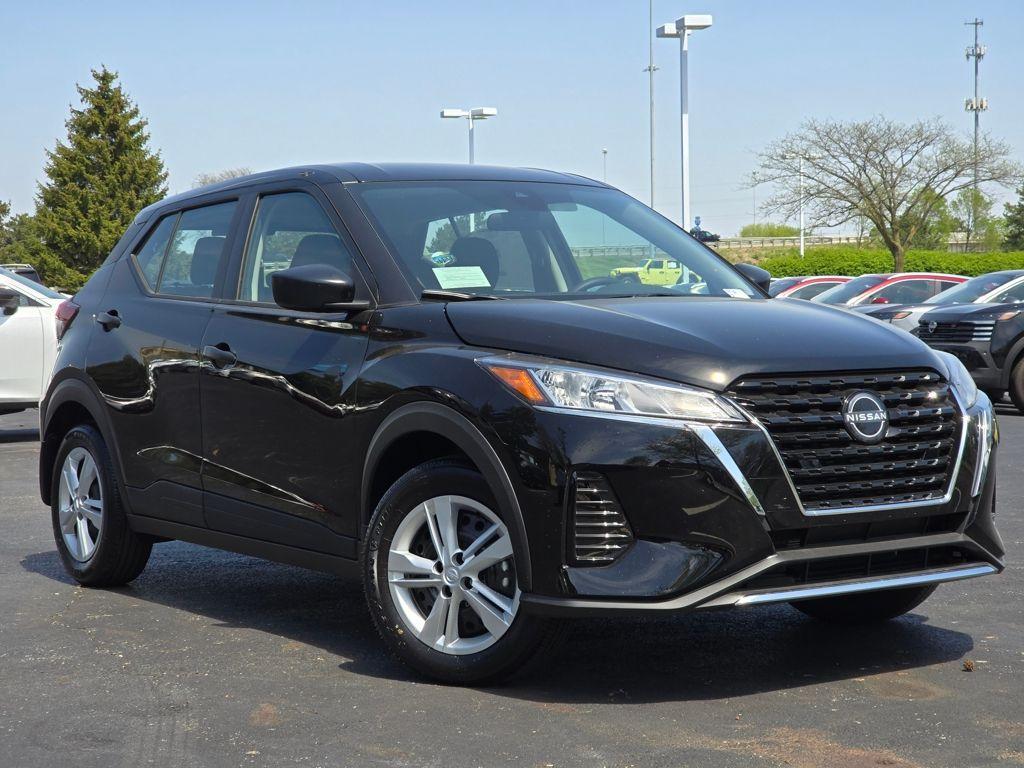 new 2025 Nissan Kicks Play car, priced at $23,579