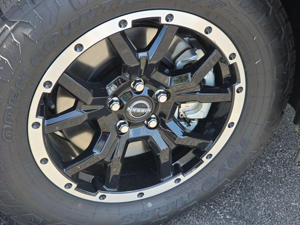 new 2025 Nissan Pathfinder car, priced at $44,367