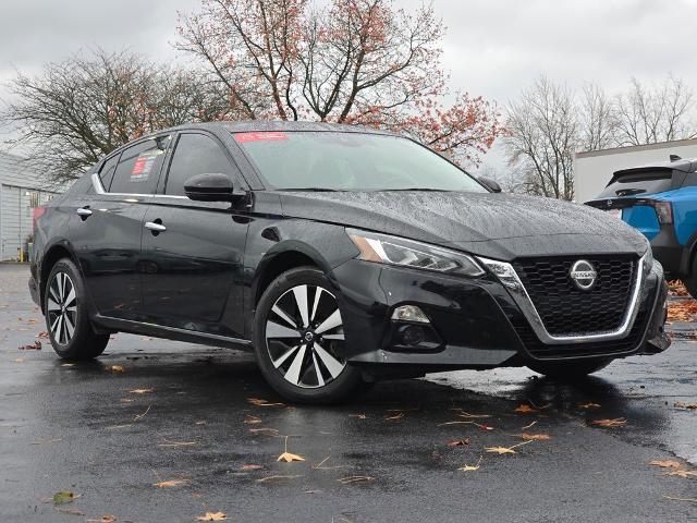 used 2021 Nissan Altima car, priced at $21,999