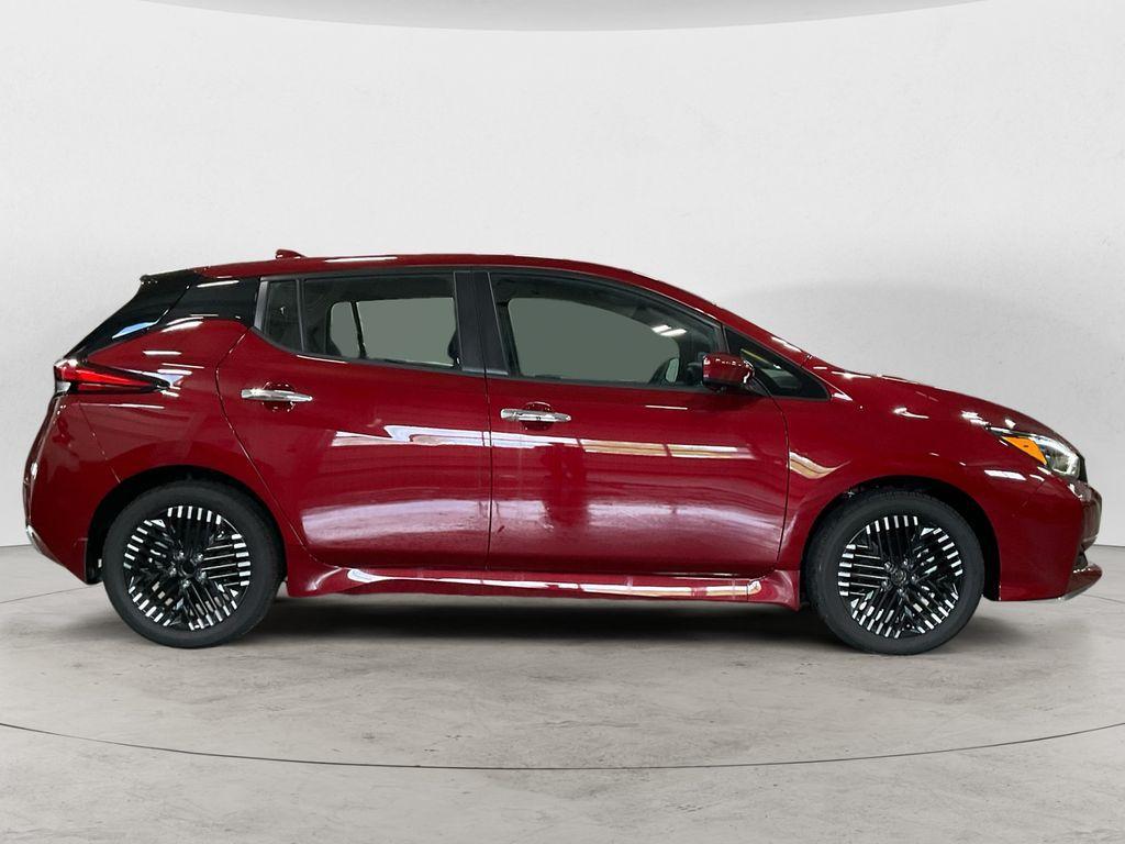 new 2024 Nissan Leaf car, priced at $27,548