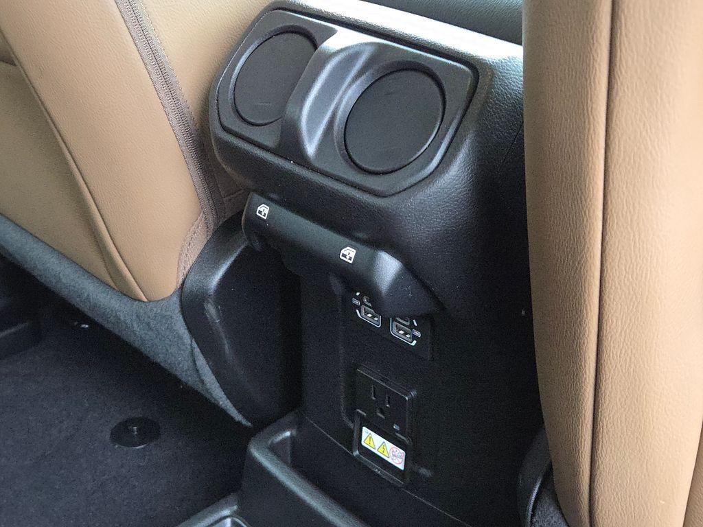 used 2021 Jeep Wrangler Unlimited car, priced at $35,499