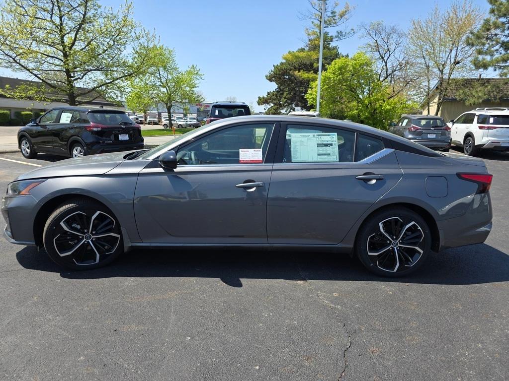 new 2025 Nissan Altima car, priced at $28,484