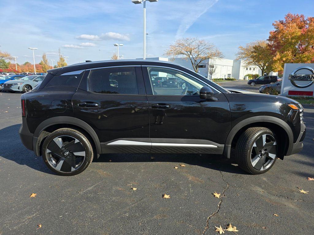 new 2025 Nissan Kicks car, priced at $28,499