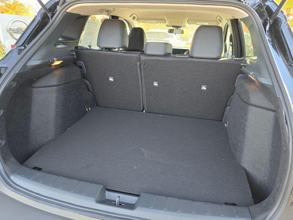 new 2025 Nissan Kicks car, priced at $28,499