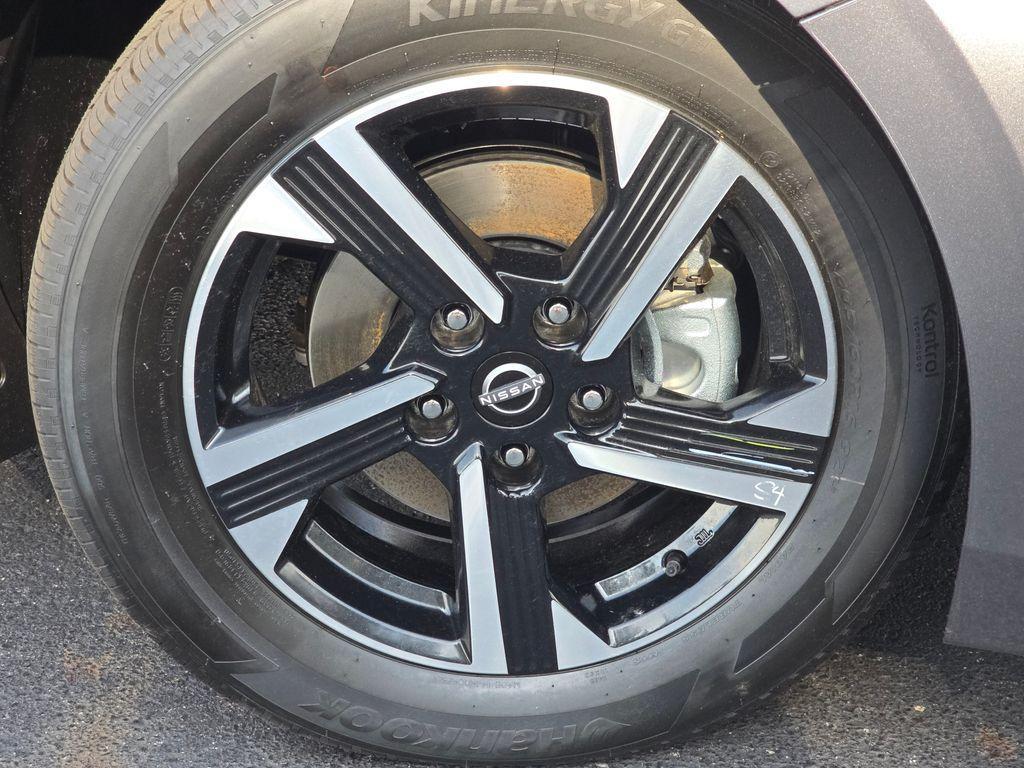 new 2025 Nissan Sentra car, priced at $23,024