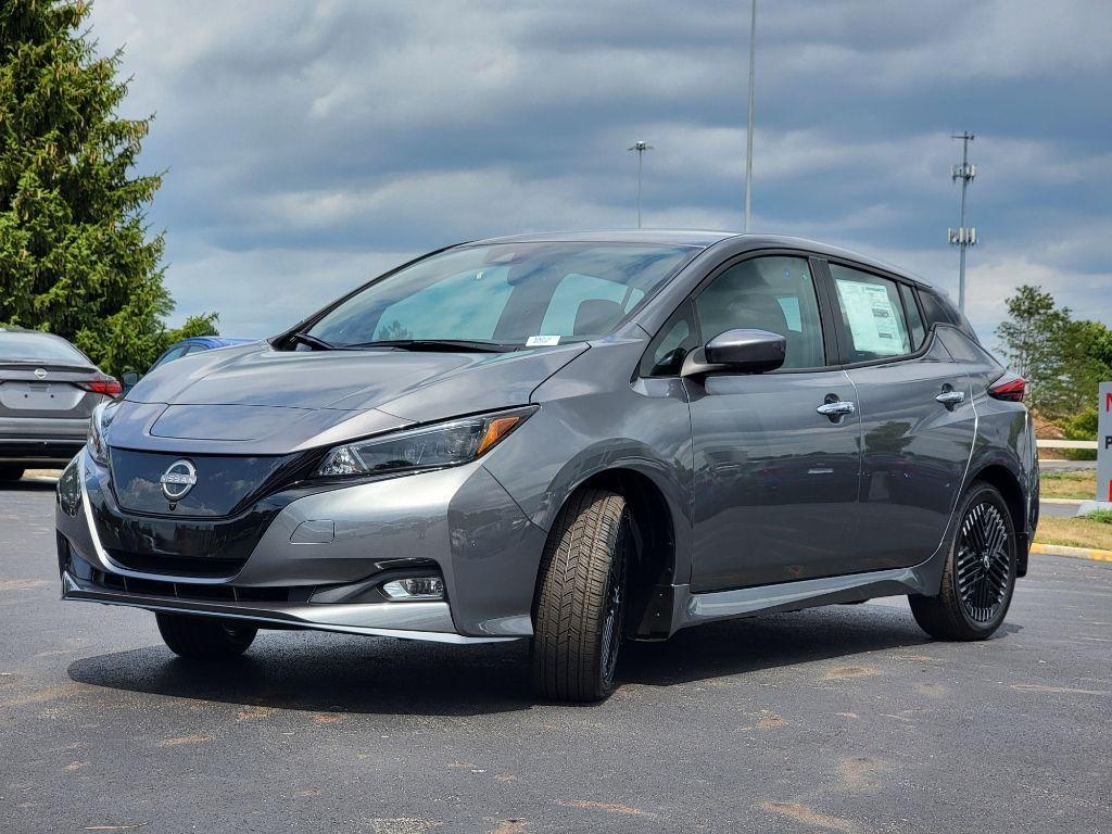 new 2025 Nissan Leaf car, priced at $29,636