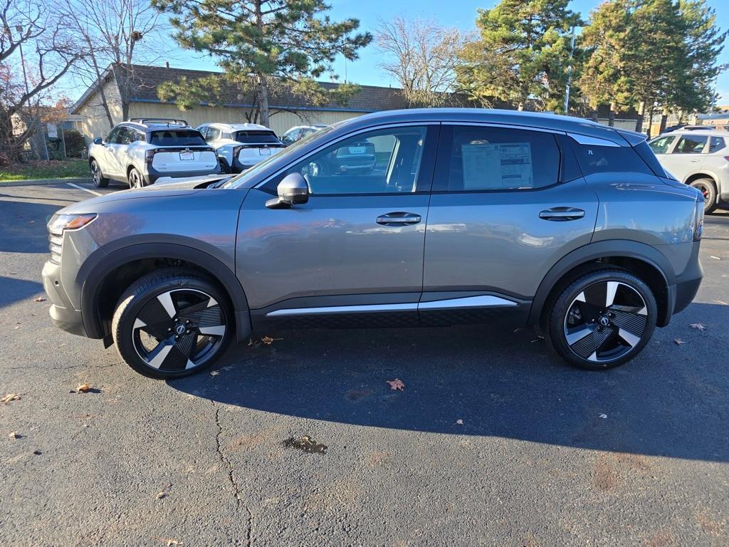 new 2025 Nissan Kicks car, priced at $28,705