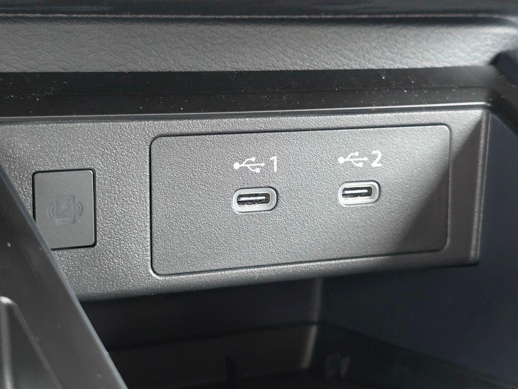 new 2025 Nissan Kicks car, priced at $27,826
