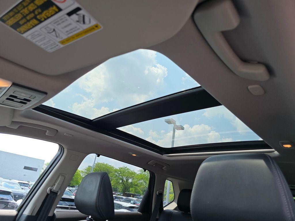 used 2022 Nissan Rogue car, priced at $31,999