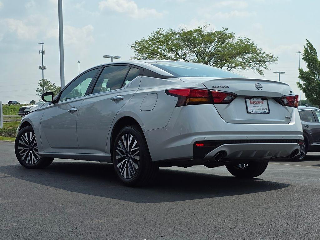 used 2023 Nissan Altima car, priced at $20,999