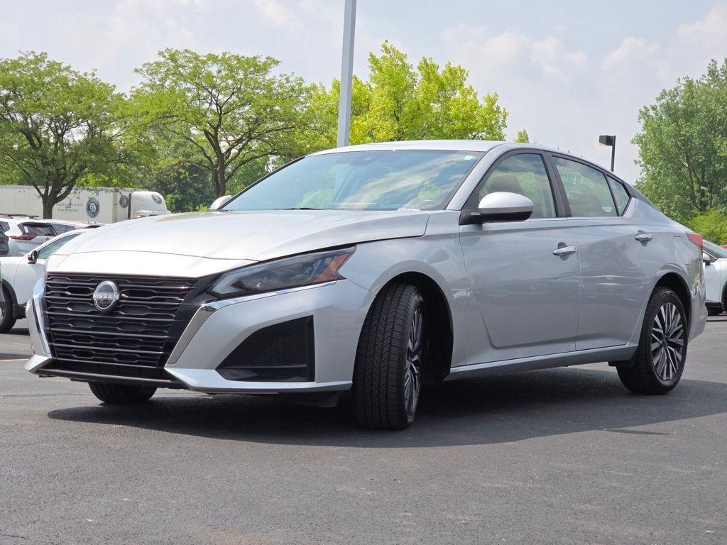 used 2023 Nissan Altima car, priced at $20,999