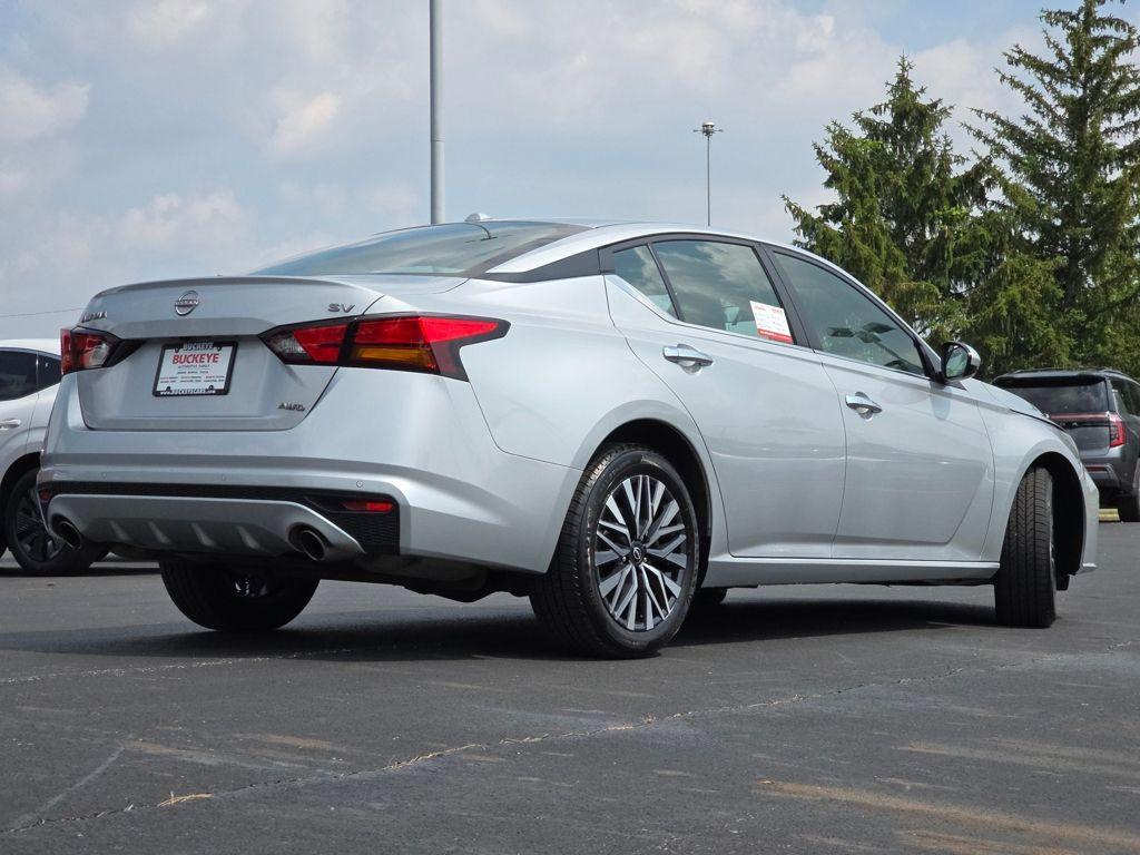 used 2023 Nissan Altima car, priced at $20,999