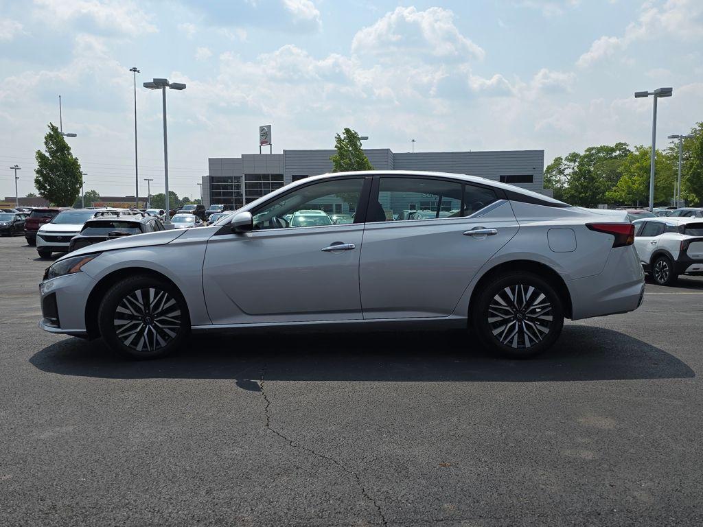 used 2023 Nissan Altima car, priced at $20,999