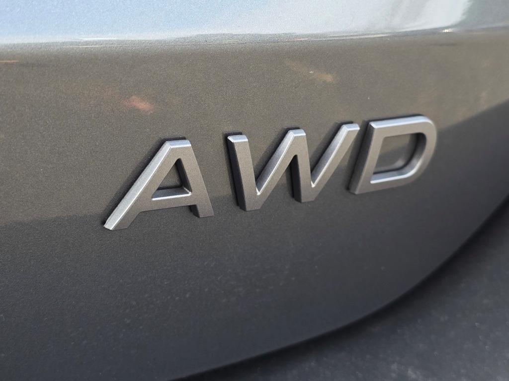 new 2025 Nissan Kicks car, priced at $26,541