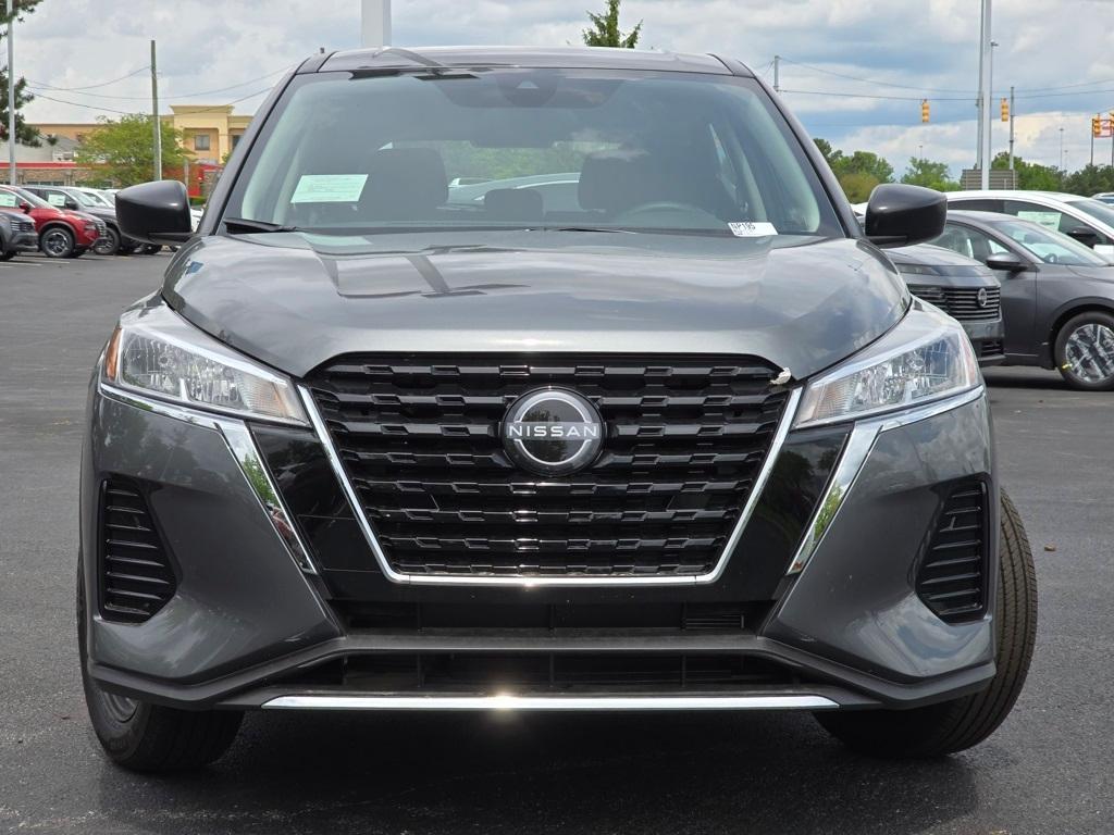 new 2025 Nissan Kicks Play car, priced at $23,179