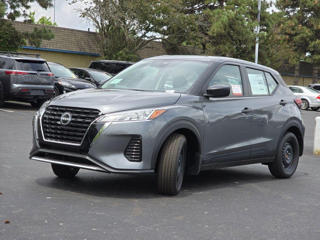 new 2025 Nissan Kicks Play car, priced at $23,579
